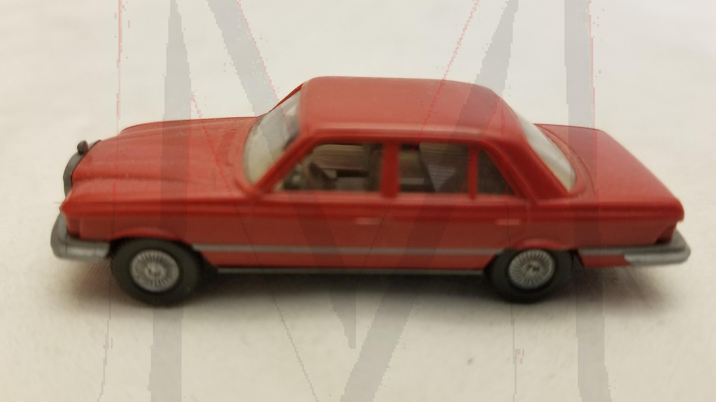 WIKING MERCEDES BENZ 450SE